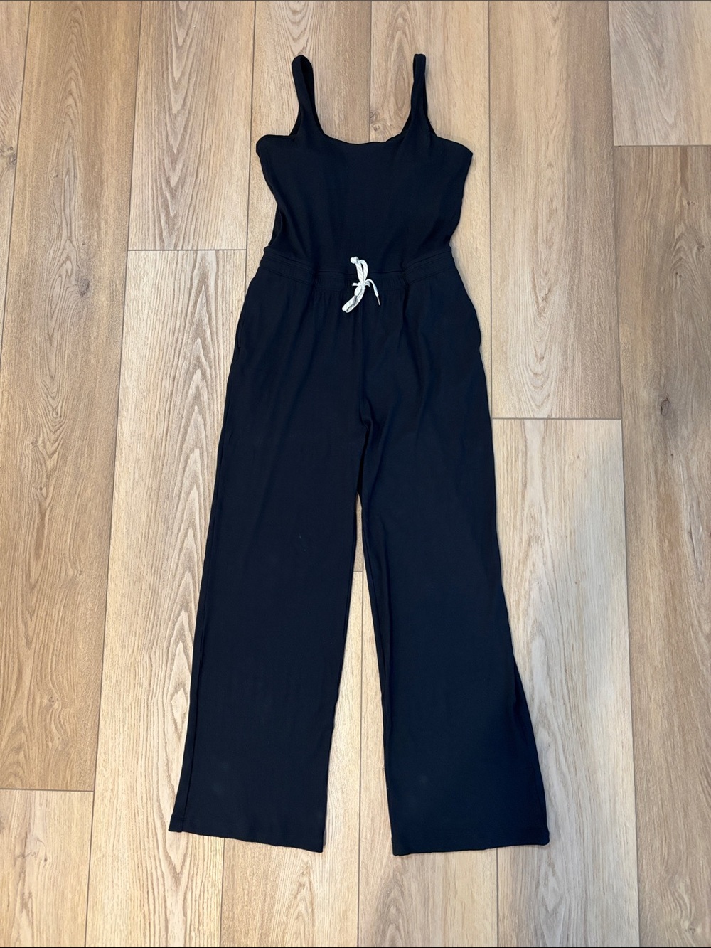 Vuori Black Pose Scoop Jumpsuit, Sz L